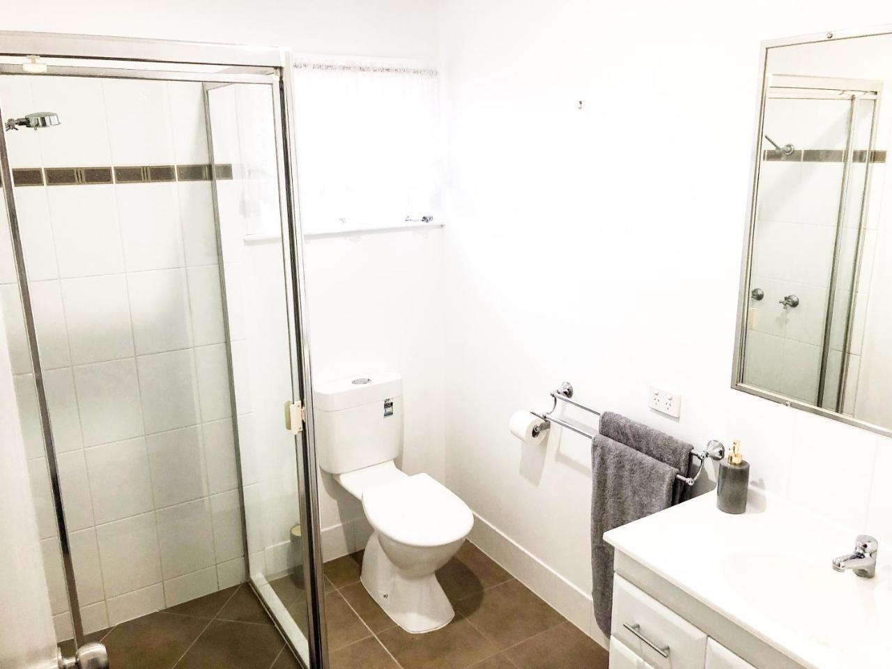 Picnic Point Villas Toowoomba Extérieur photo